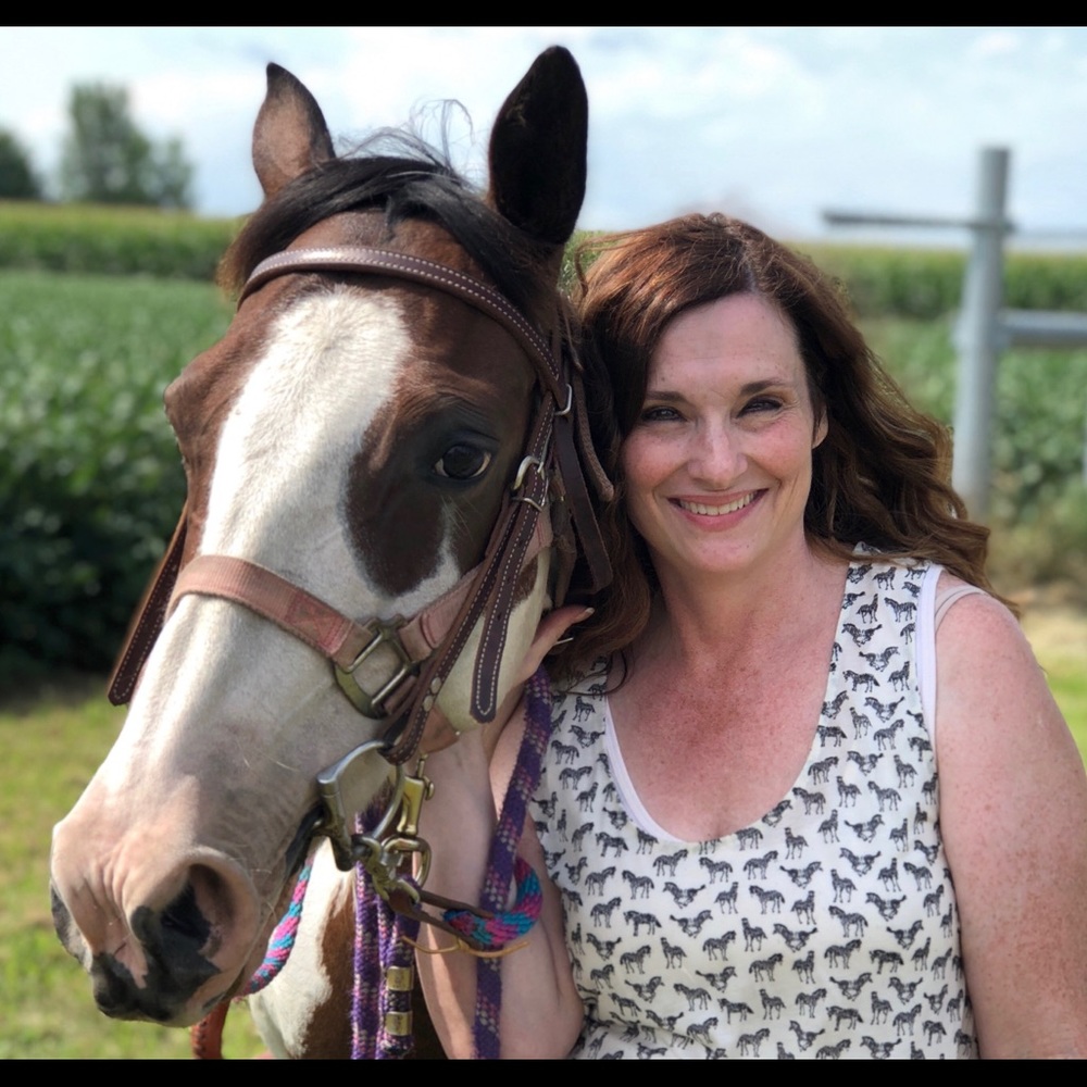 Meet your Posher, Hollie